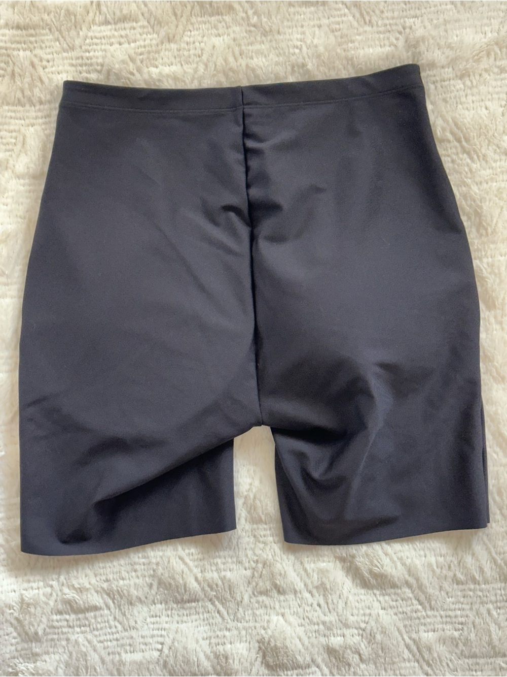 SKIMS Butt Enhancing High-Rise  Shorts NWOT